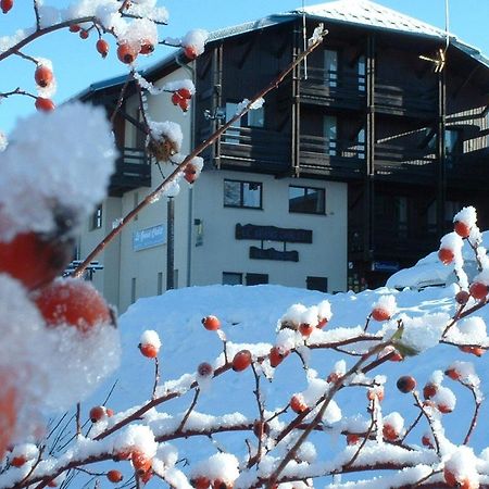 Hotel Le Grand Chalet Foncine-le-Haut Exteriör bild