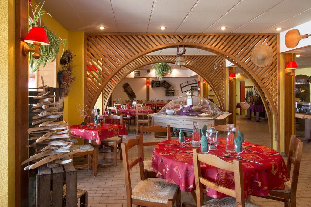 Hotel Le Grand Chalet Foncine-le-Haut Exteriör bild