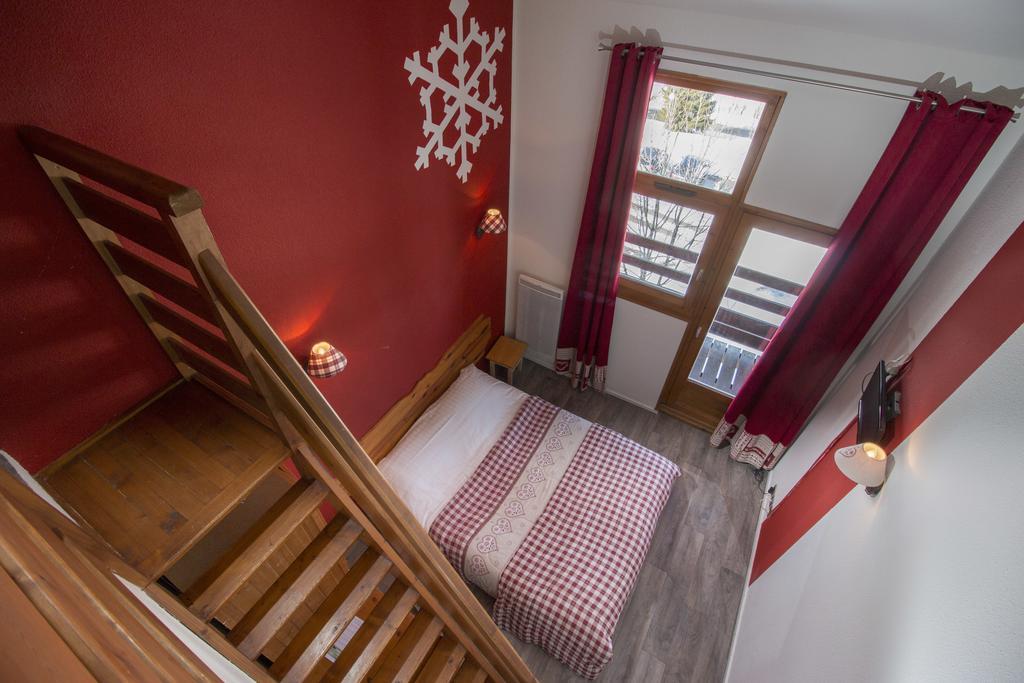 Hotel Le Grand Chalet Foncine-le-Haut Rum bild