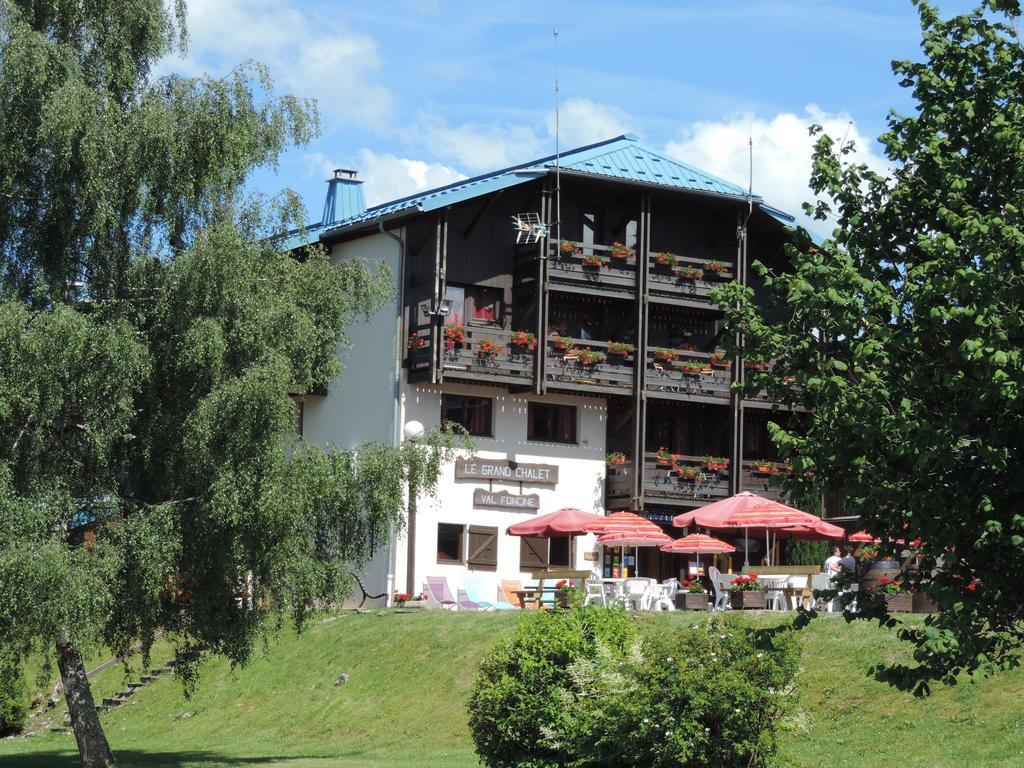 Hotel Le Grand Chalet Foncine-le-Haut Exteriör bild