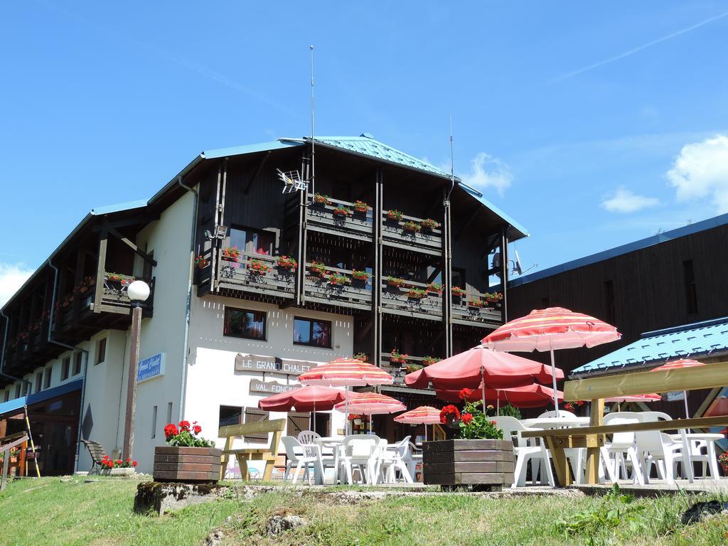 Hotel Le Grand Chalet Foncine-le-Haut Exteriör bild
