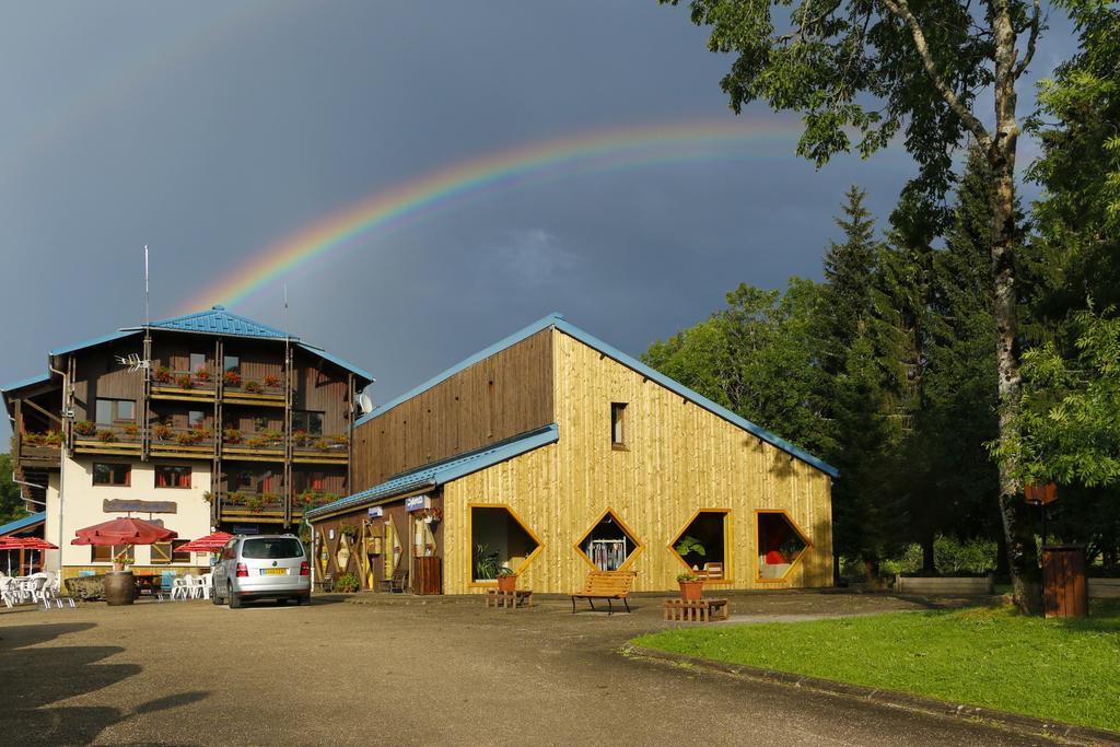 Hotel Le Grand Chalet Foncine-le-Haut Exteriör bild